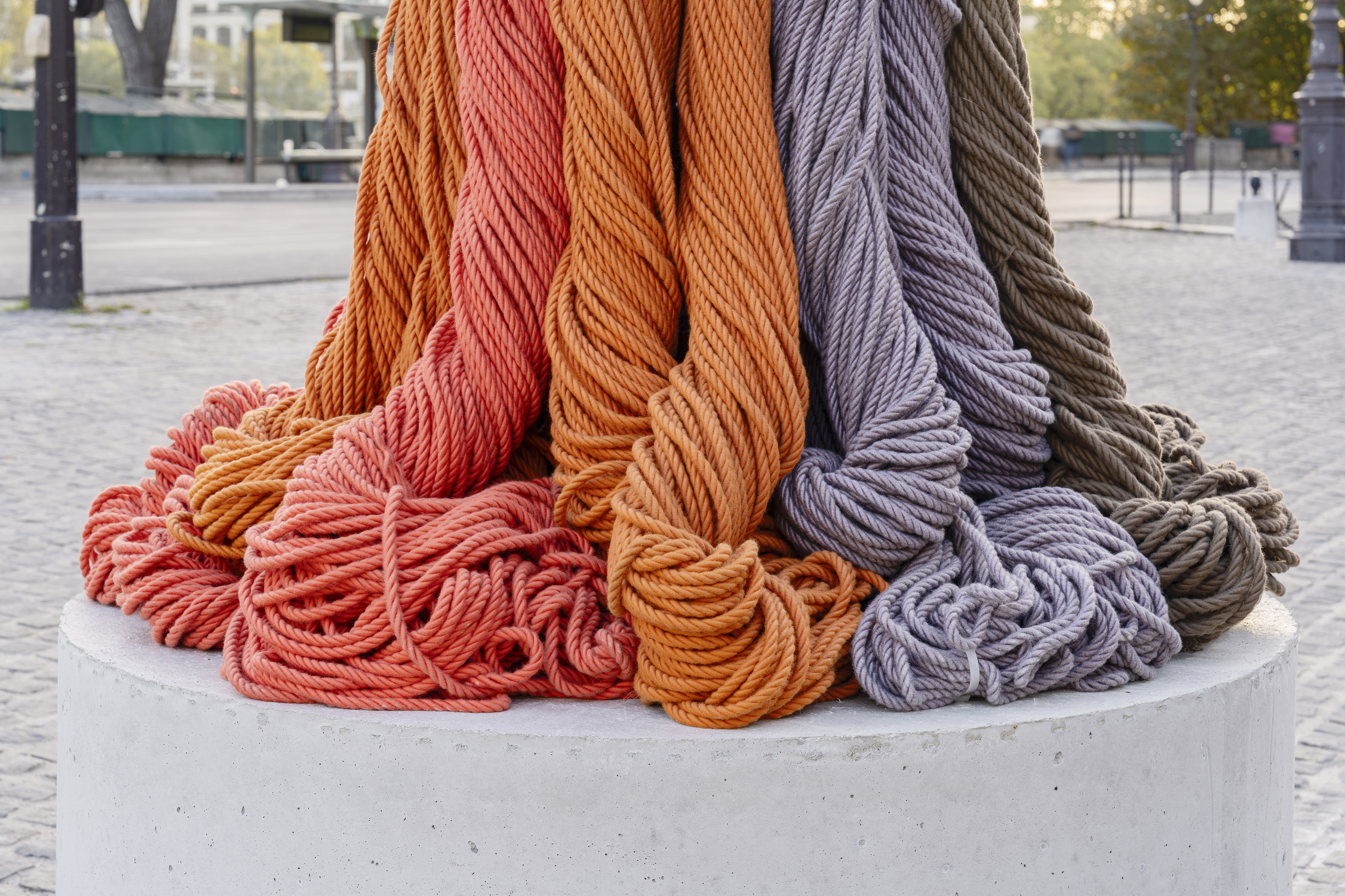 Sheila Hicks