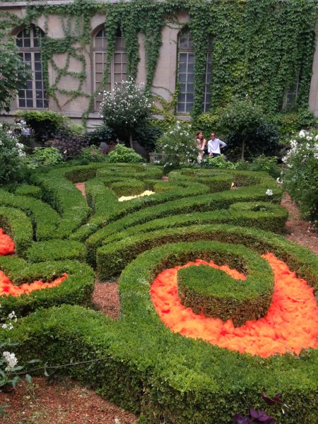 Sheila Hicks