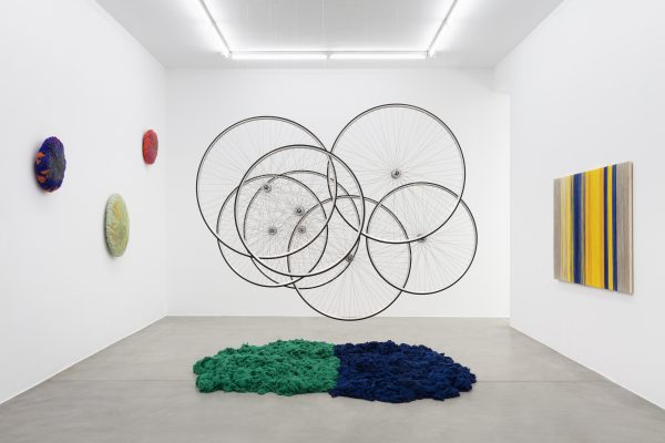 Sheila Hicks