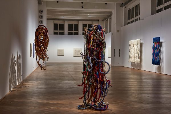 Sheila Hicks