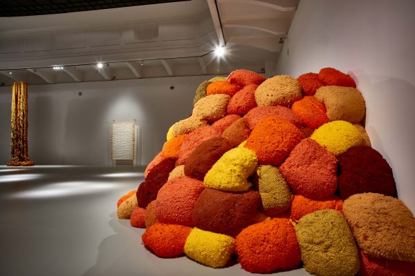 Sheila Hicks