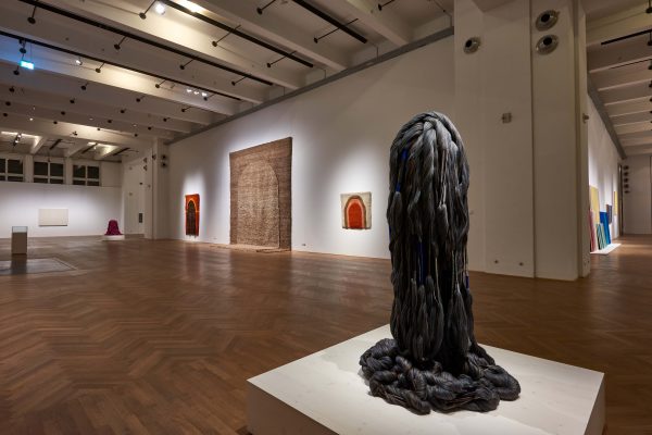 Sheila Hicks