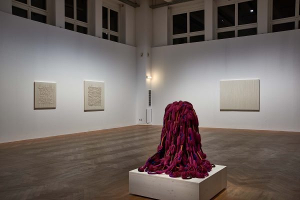 Sheila Hicks